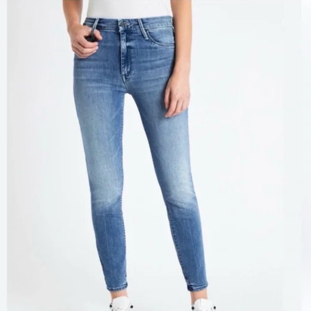 MOTHER High Waisted Looker Ankle Jeans